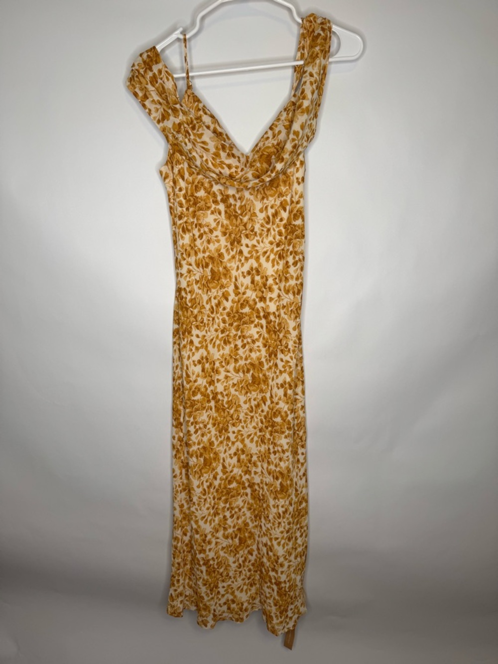 Reformation Reya Dress - Picture 4 of 16